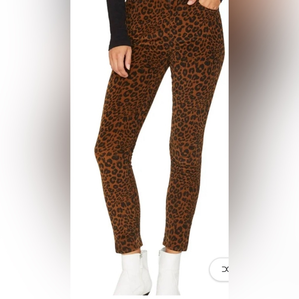 Sanctuary Brown Leopard Print Cropped Pants